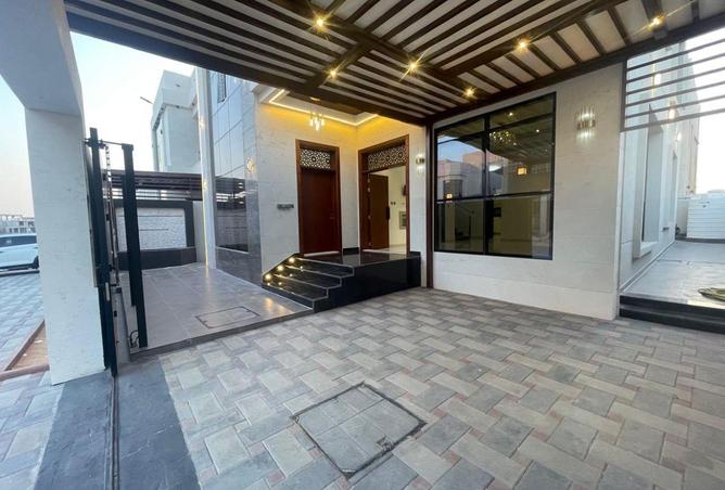 113283590 - Property Image 3