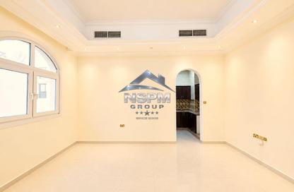 Apartment - Studio - 1 Bathroom for rent in Al Qubaisat - Al Mushrif - Abu Dhabi