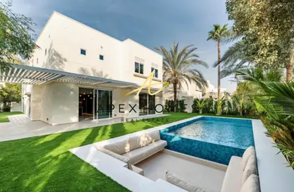 Villa - 5 Bedrooms - 4 Bathrooms for rent in Meadows 9 - Meadows - Dubai