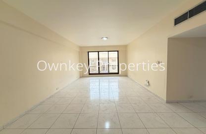 Apartment - 1 Bedroom - 1 Bathroom for rent in Golden Sands 2 - Al Mankhool - Bur Dubai - Dubai