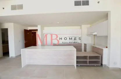 شقة - 2 غرف نوم - 3 حمامات للايجار في برج الأندلس بي - الأندلس - عقارات جميرا للجولف - دبي