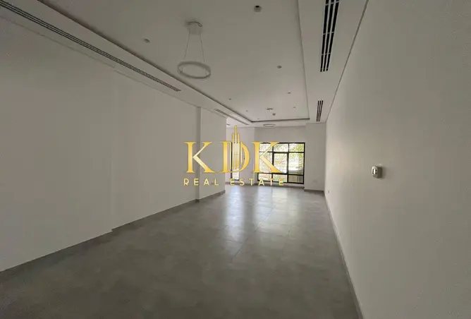 125160401 - Property Image 2