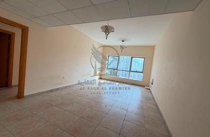 Apartment - 1 Bedroom - 2 Bathrooms for rent in DoubleTree by Hilton Sharjah Waterfront Hotel  and  Residences - Al Majaz 2 - Al Majaz - Sharjah