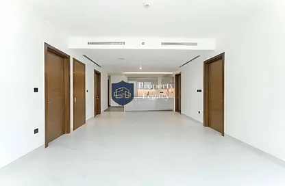 شقة - 3 غرف نوم - 4 حمامات للايجار في برج The Crest A - ذا كريست - صبحا هارتلاند - مدينة الشيخ محمد بن راشد - دبي