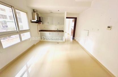 Apartment - 1 - 2 for rent in Al Jawaher Building - International City Phase 2 - Al Warsan 4 - Al Warsan - Dubai Apartment - 1 - 2 for rent in Al Jawaher Building - International City Phase 2 - Al Warsan 4 - Al Warsan - Dubai