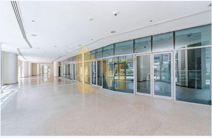 Shop - Studio - 2 for rent in Bay Central Tower East - Bay Central - Dubai Marina - Dubai