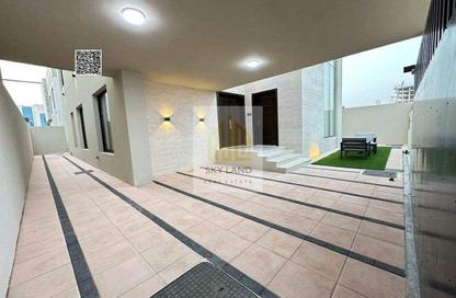 Villa - 5 Bedrooms - 7 Bathrooms for sale in Al Yasmeen 1 - Al Yasmeen - Ajman