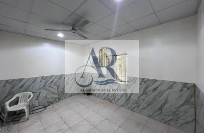 Staff Accommodation - Studio - 2 Bathrooms for rent in Liwara 1 - Ajman