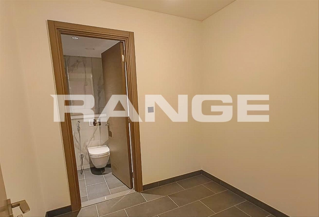 Spacious Living | Ras Al Khor View | High Floor photo 28