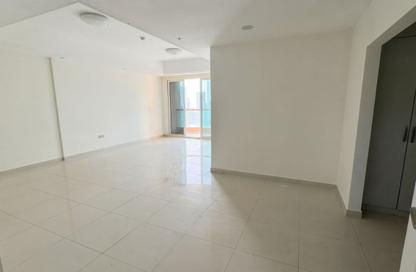 Apartment - 2 - 3 for rent in Al Khan Corniche - Al Khan - Sharjah