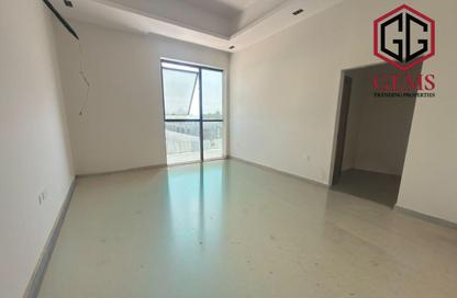 Villa - 4 - 5 for rent in Al Aweer 1 - Al Aweer - Dubai Villa - 4 - 5 for rent in Al Aweer 1 - Al Aweer - Dubai