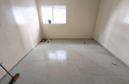 Apartment - 1 Bedroom - 1 Bathroom for rent in Al Qulaya'ah - Al Sharq - Sharjah