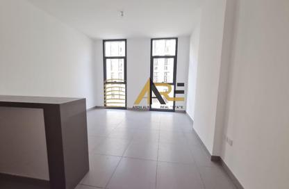 Apartment - Studio - 1 Bathroom for rent in Al Mamsha - Muwaileh - Sharjah