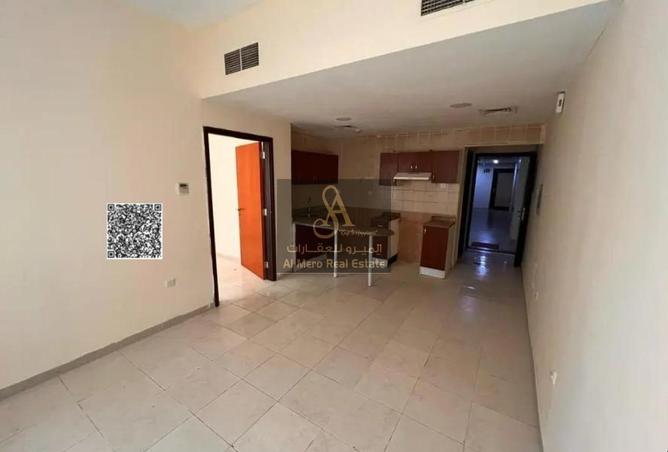 One Bedroom Apartment for Sale in Garden City
