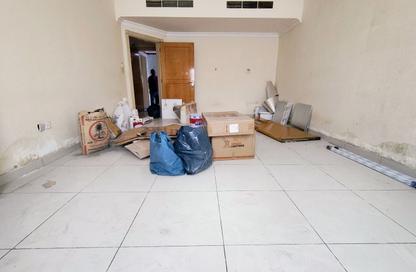 Apartment - 2 - 2 for rent in Fire Station Road - Muwaileh - Sharjah Apartment - 2 - 2 for rent in Fire Station Road - Muwaileh - Sharjah