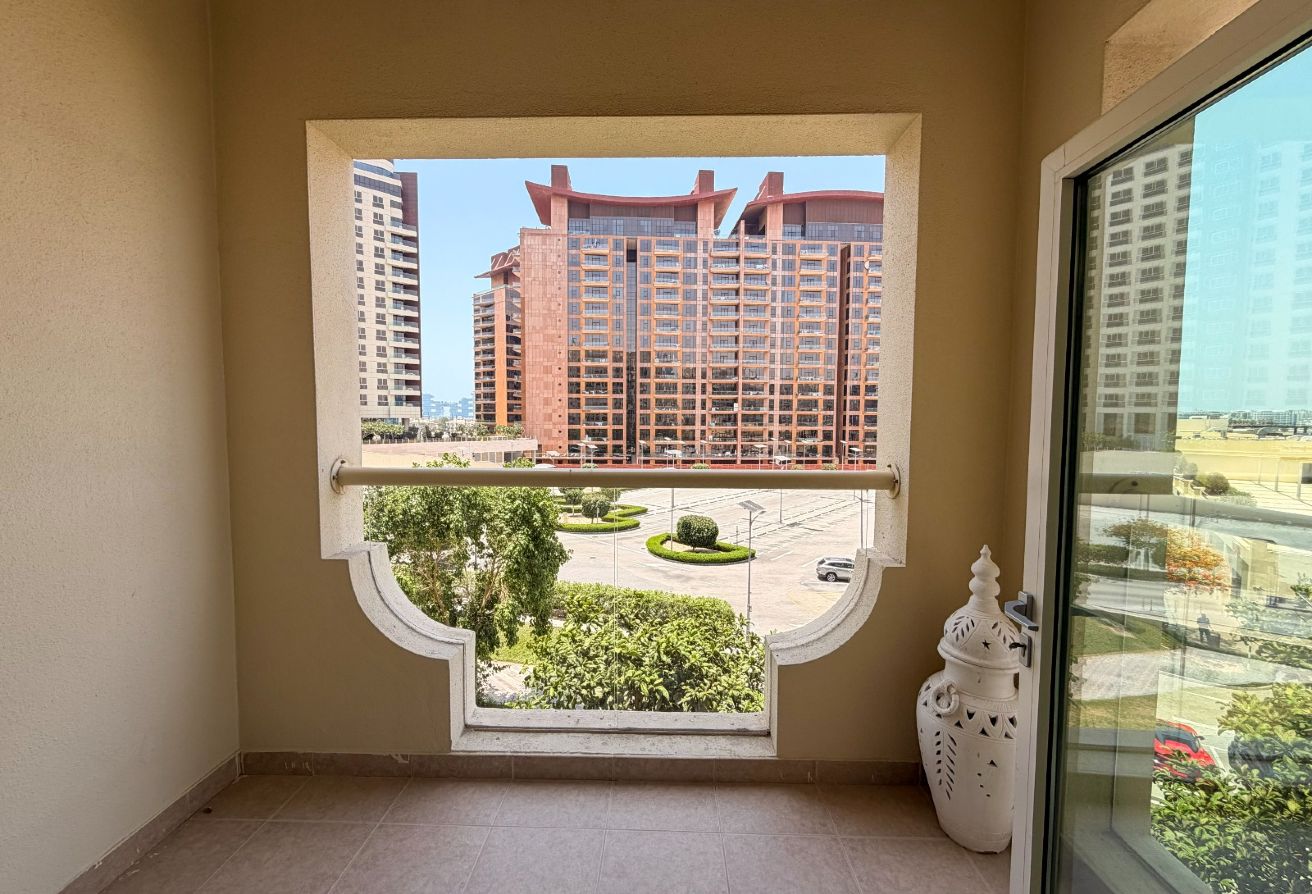 DIRECT BEACH ACCESS | LUXURY 2BR | AL DAS gallery image