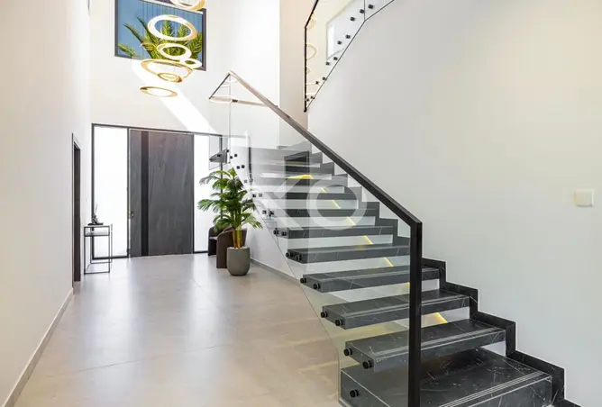 128808185 - Property Image 2