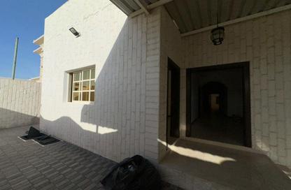 Villa - 5 Bedrooms - 7 Bathrooms for rent in Al Dhait North - Al Dhait - Ras Al Khaimah