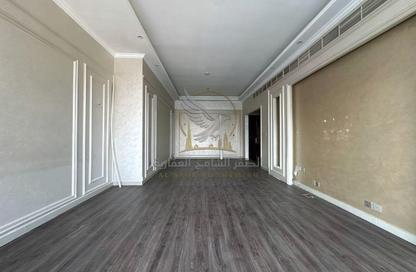 Apartment - 3 - 4 for rent in Al Khan Corniche - Al Khan - Sharjah