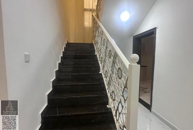 57779945 - Property Image 3