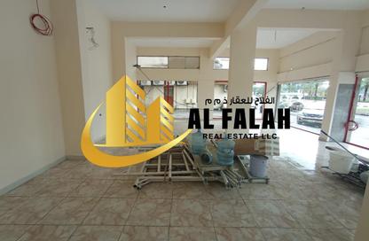 متجر - استوديو - 2 حمامات للايجار في المجاز 2 - المجاز - الشارقة