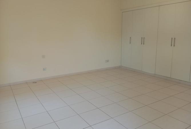 126124133 - Property Image 3