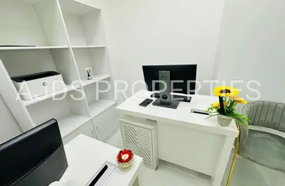 Office Space - 1 Bedroom - 1 Bathroom for rent in Reem Residency - Al Karama - Dubai