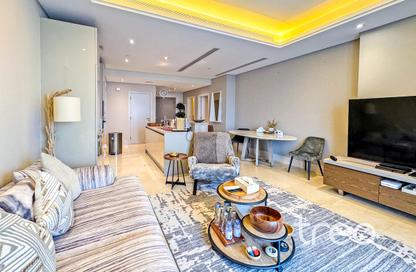Apartment - 2 Bedrooms - 3 Bathrooms for sale in The 8 - The Crescent - Palm Jumeirah - Dubai