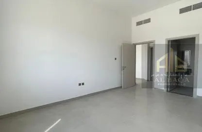 شقة - غرفة نوم - 2 حمامات للايجار في الجرف الصناعية 3 - الجرف الصناعية - عجمان