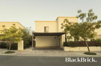 Villa - 3 - 4 for sale in Deema 4 - Deema - The Lakes - Dubai