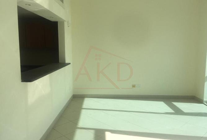 70271384 - صورة العقار 2