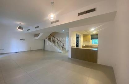 Townhouse - 2 - 3 for rent in Al Khaleej Village - Al Ghadeer - Abu Dhabi