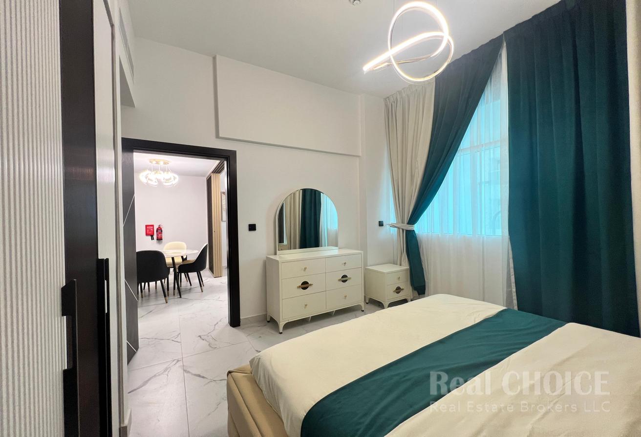 Prime Location | Furnished 1BR | Spacious Layout photo 10