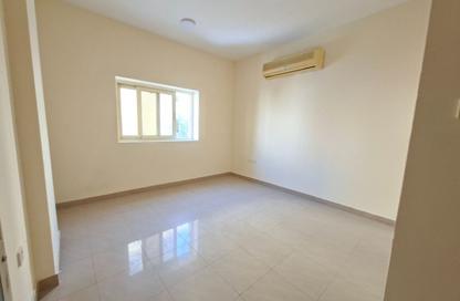 Apartment - 1 - 1 for rent in Fire Station Road - Muwaileh - Sharjah