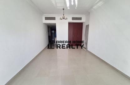 Apartment - 1 - 1 for rent in Manazil Tower 3 - Al Mamzar - Sharjah - Sharjah Apartment - 1 - 1 for rent in Manazil Tower 3 - Al Mamzar - Sharjah - Sharjah