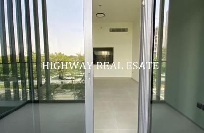 Apartment - 2 - 3 for rent in Vida 1 - Vida Residences - Aljada - Sharjah