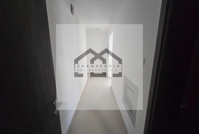 127011652 - Property Image 3