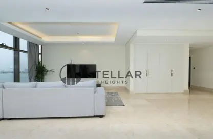 Apartment - 2 Bedrooms - 3 Bathrooms for rent in The 8 - The Crescent - Palm Jumeirah - Dubai