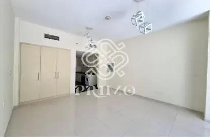 Apartment - 1 Bathroom for rent in Golf Vista 2 - Golf Vista - Golf Town - Damac Hills - Dubai Apartment - 1 Bathroom for rent in Golf Vista 2 - Golf Vista - Golf Town - Damac Hills - Dubai