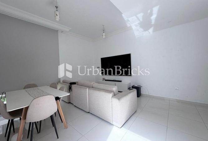 103713143 - Property Image 3