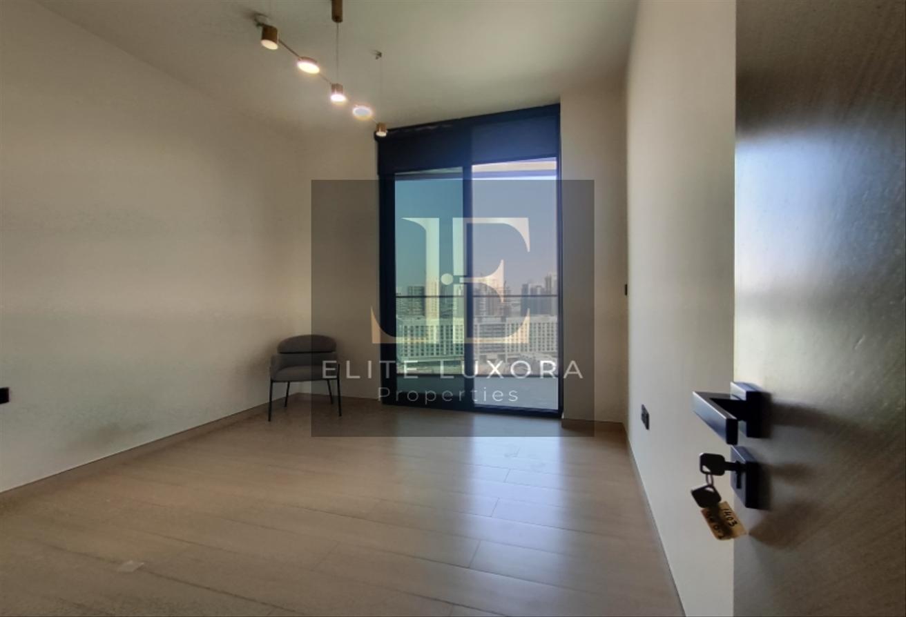 Modern 3-Bedroom Apartment | Binghatti Crest, JVC photo 6