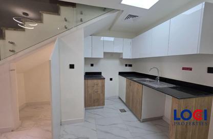 Townhouse - 1 - 2 for rent in Rukan 3 - Rukan - Dubai Townhouse - 1 - 2 for rent in Rukan 3 - Rukan - Dubai