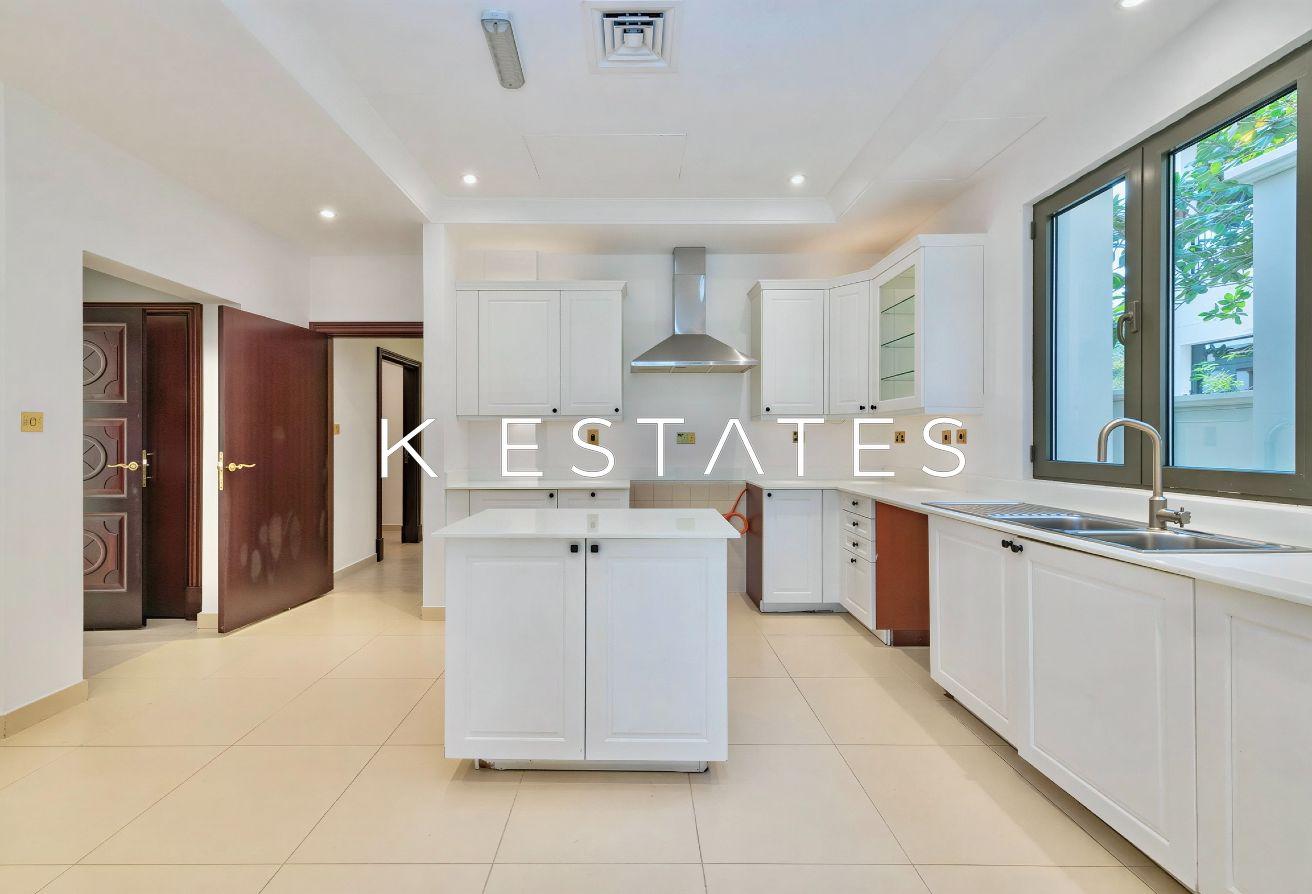 Signature Villas Frond E