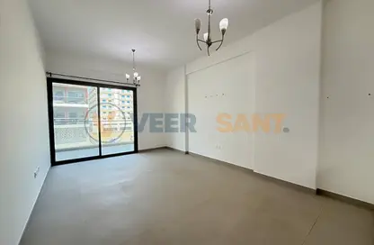 شقة - 1 حمام للايجار في مبنى مرموق - المدينة العالمية المرحلة 2 - 4 الورسان - الورسان - دبي