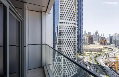 شقة - 1 حمام للايجار في برج سينشري - الخليج التجاري - دبي