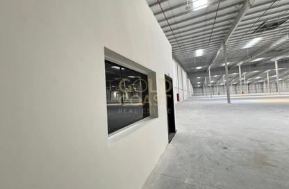 Warehouse - Studio for rent in Umm Al Thuoob - Umm Al Quwain