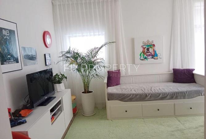 Golf Course View | Chiller free | With Maid Room photo 3