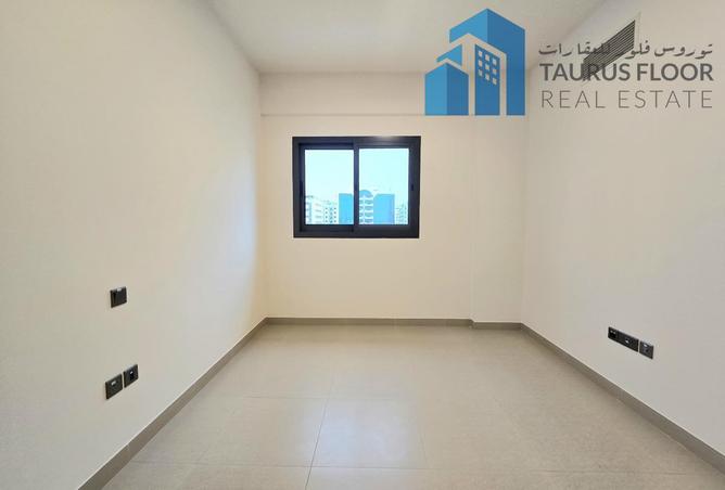 76166108 - Property Image 3