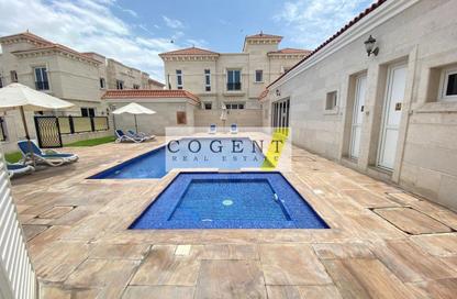 Villa - 5 Bedrooms - 6 Bathrooms for rent in Jumeirah 1 Villas - Jumeirah 1 - Jumeirah - Dubai Villa - 5 Bedrooms - 6 Bathrooms for rent in Jumeirah 1 Villas - Jumeirah 1 - Jumeirah - Dubai