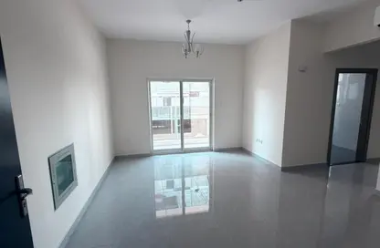 Apartment - 1 Bedroom - 2 Bathrooms for rent in Al Nafoora 1 building - Al Rawda 2 - Al Rawda - Ajman
